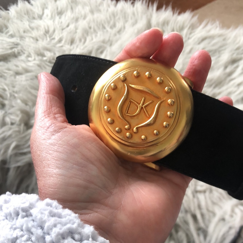 Donna Karan Vintage Luxury Couture Wide Black Suede Belt with Gold Medallion - Picture 6 of 15